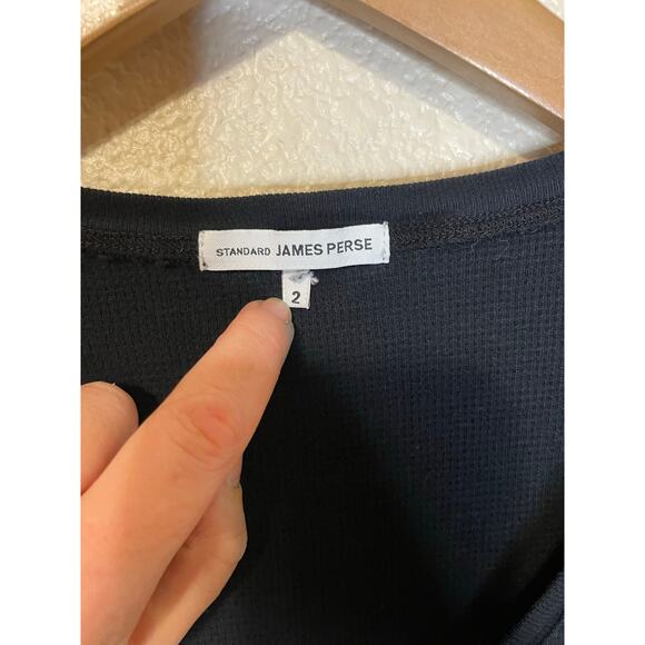 Standard James Perse Black Waffle Knit Long Sleeve V Neck Tee Size 2 (Med) - Picture 3 of 9